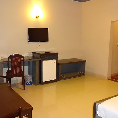 Hotel Sky Towers Karachi Extérieur photo