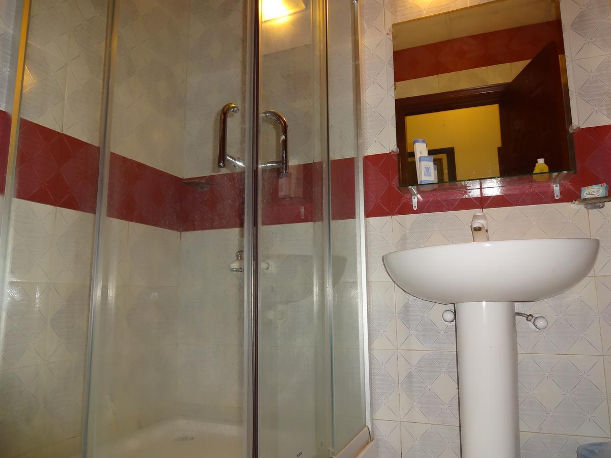 Hotel Sky Towers Karachi Extérieur photo